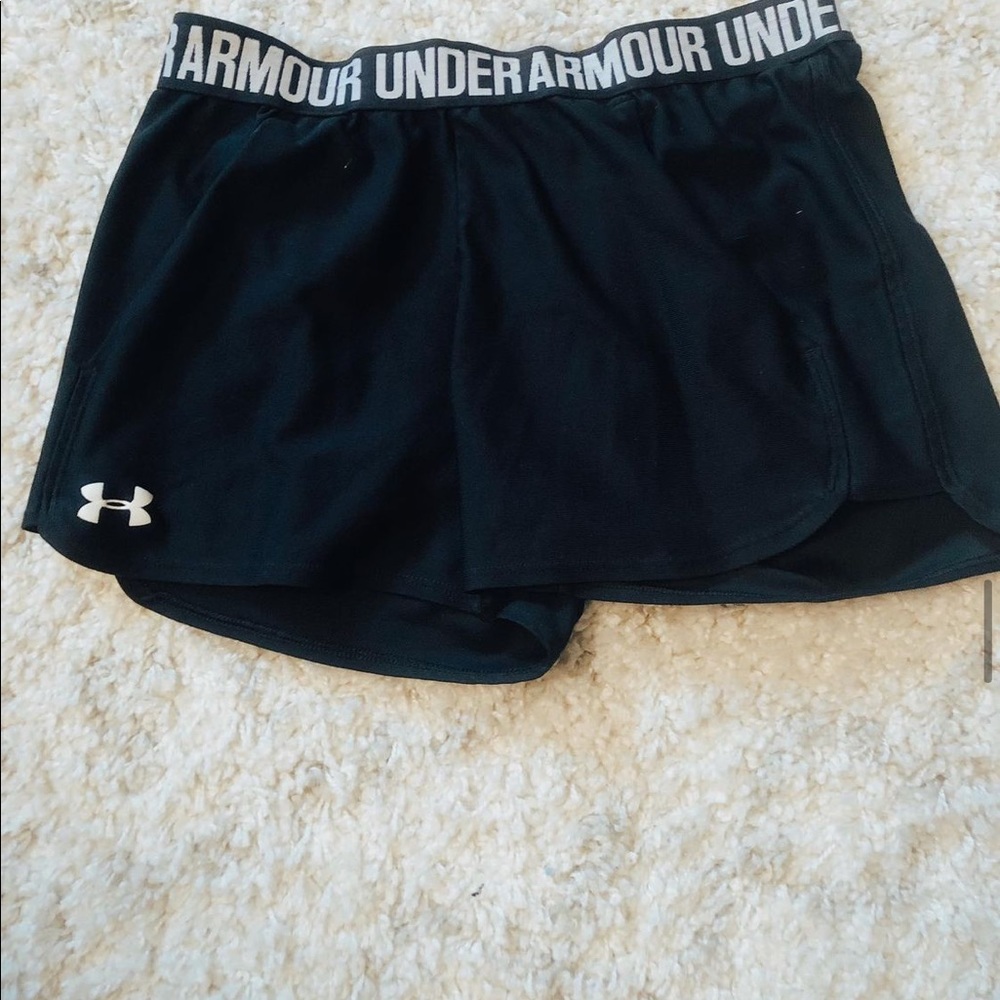Underarmor shorts